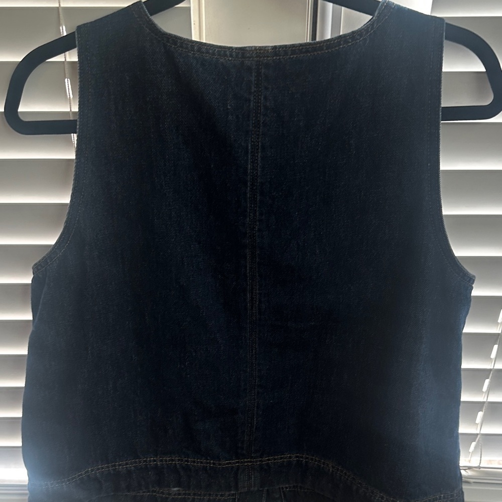 Aligne Miranda Button Front Sleeveless Denim Top.… - image 4